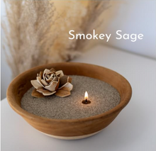 将图片加载到图库查看器，YAOEOAY Pearled Candle 18 Oz - Misty Monte Sandalwood Jasmine Scented Non Toxic Luxury Long Lasting Powder Candles up to 120 Hours - Refillable Candle Sand with 40 Wicks for Candle Making（复制）